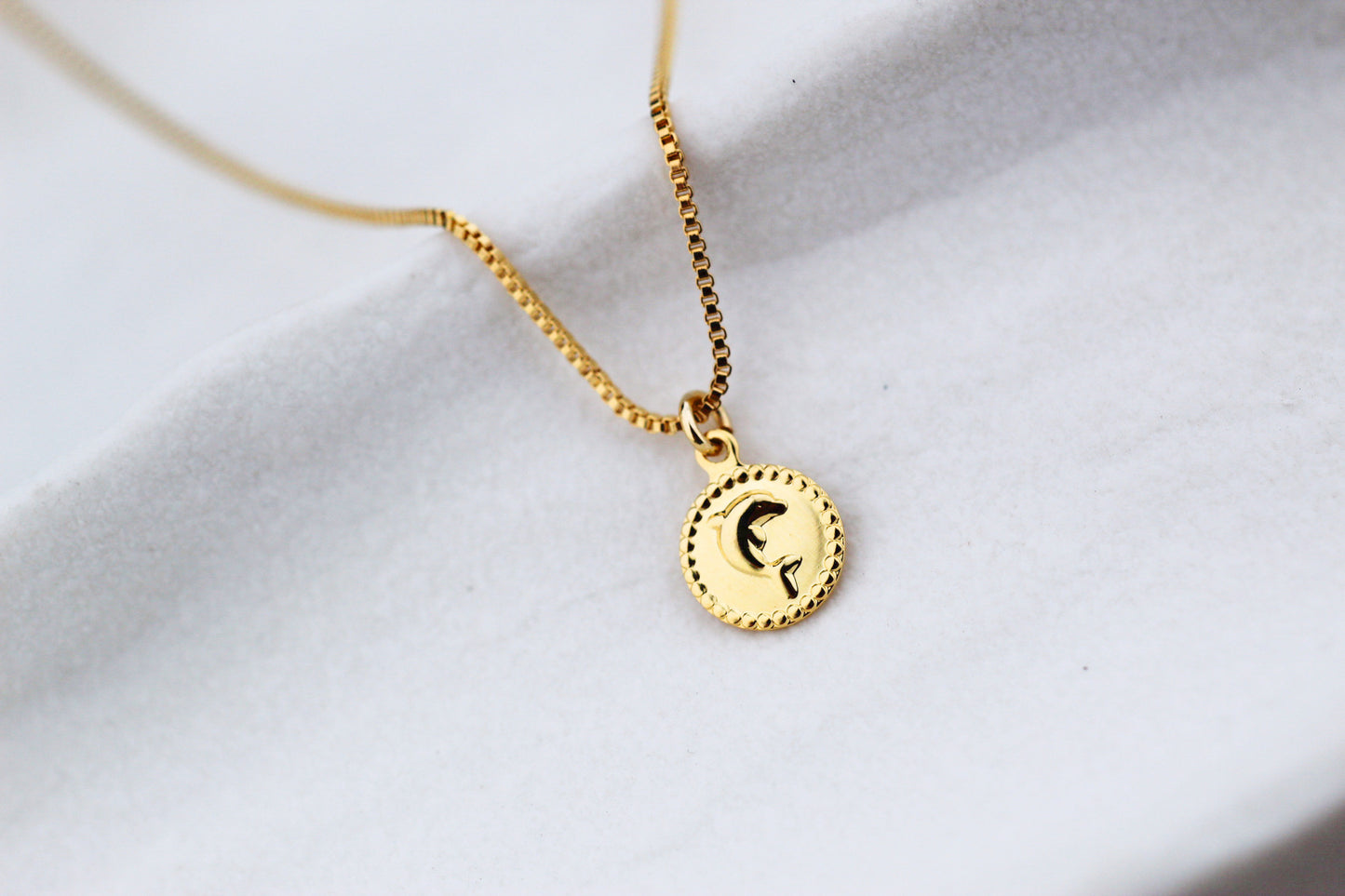 Collar BB Delfín Med, conexión, alegría y libertad en un solo símbolo