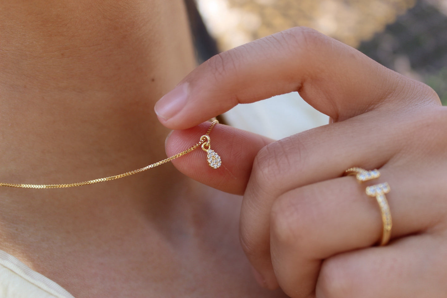 Collar BB Drops Frost 5 m, gotas de brillo en su versión más delicada