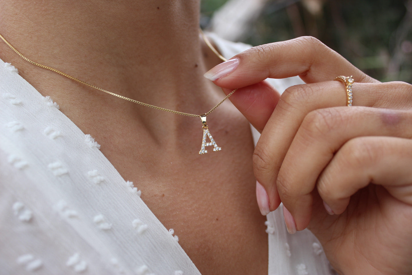 Collar Letra Frost, más que una inicial; una historia, una identidad