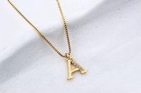 Collar Letra Tri Frost, una inicial que comunica una historia 3