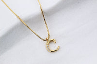 Collar Letra Tri Frost, una inicial que comunica una historia 10