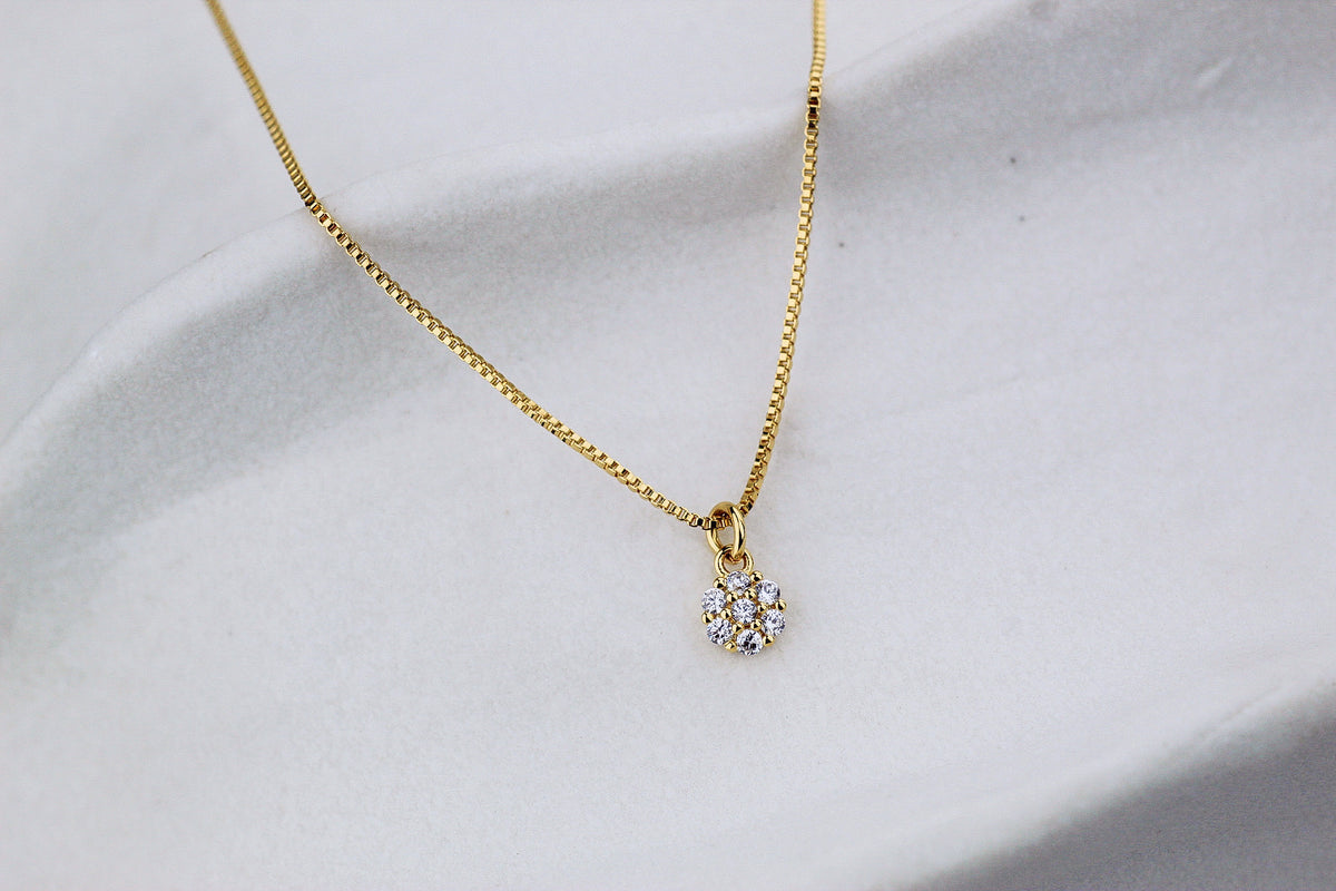 Collar Med BB f Frost, un destello sutil y delicado