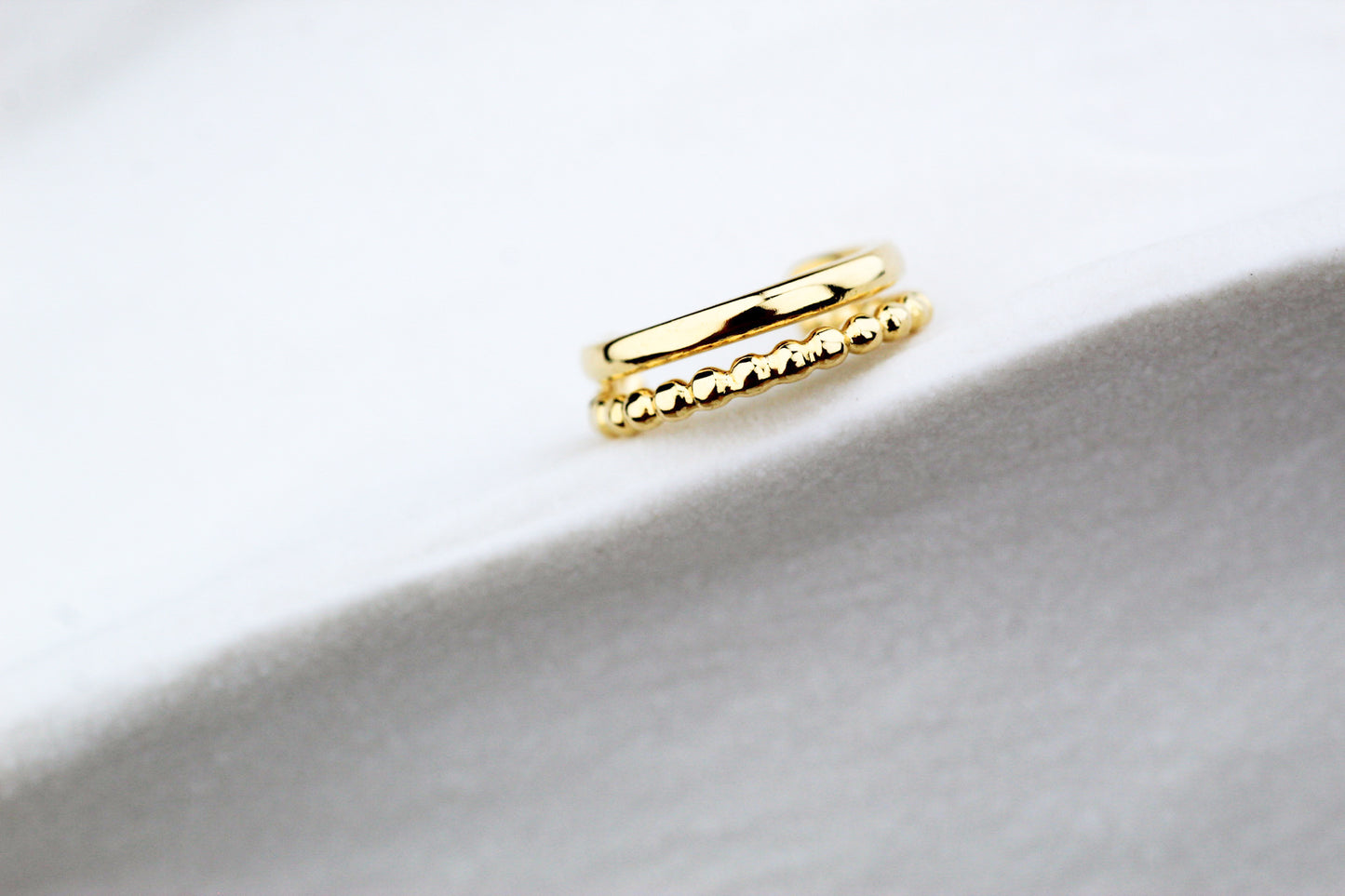 Earcuff Dua Bol, moderno y delicado.