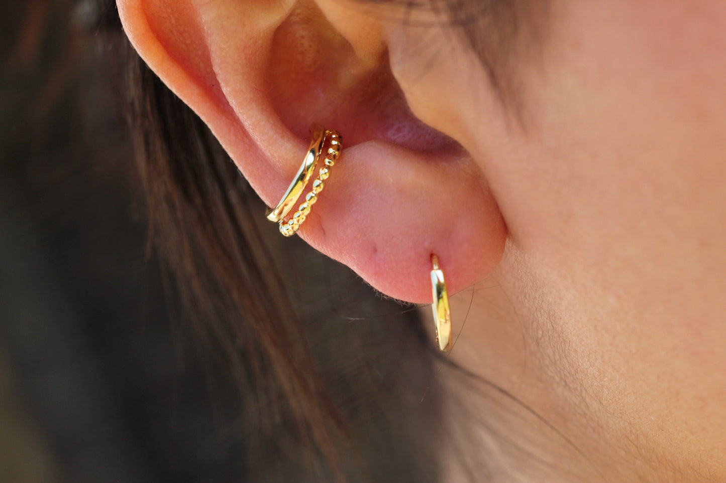 Earcuff Dua Bol, moderno y delicado.