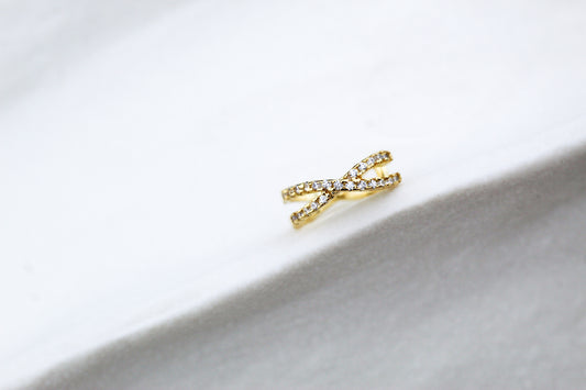 Earcuff Lazo Frost, sutileza y encanto.