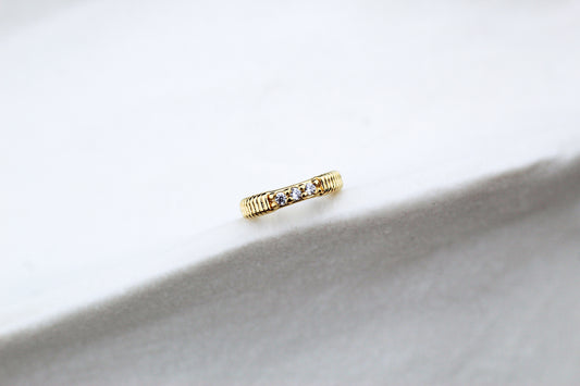 Earcuff Tex Triluz, delicadeza con un toque de luz.