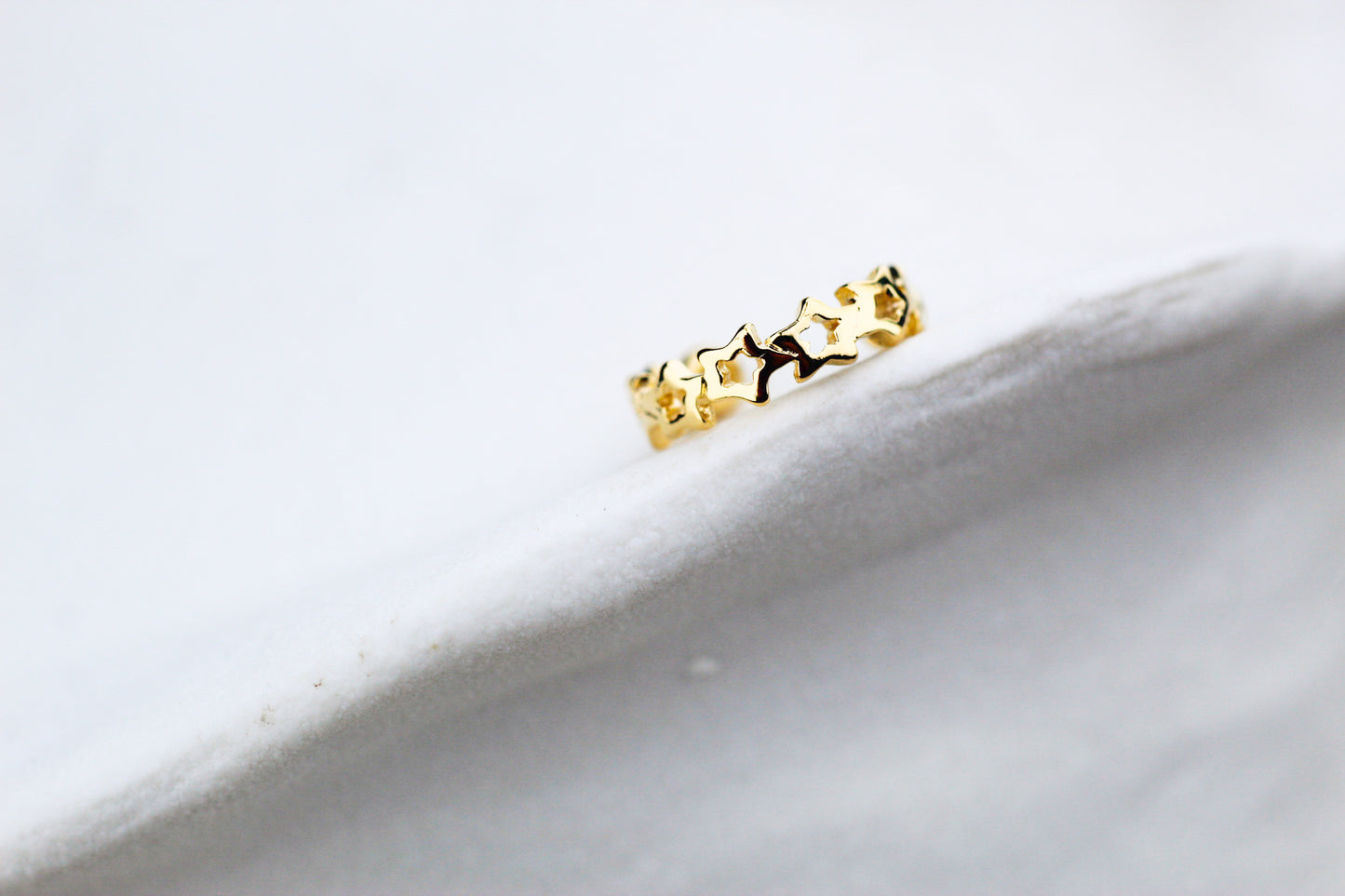 Earcuff Stellas Cali Gru, un cielo en movimiento.