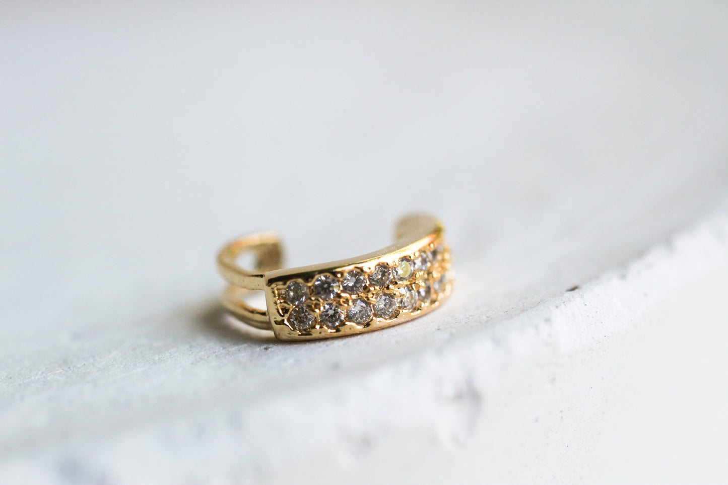 Earcuff Frost Gru