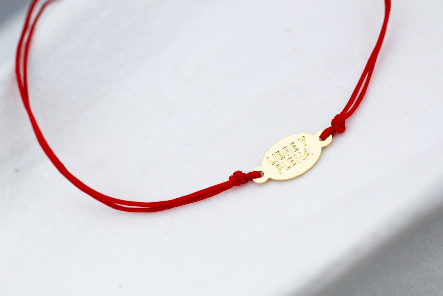 Pulsera Frases Rojo, un detalle que te recuerda quién eres.