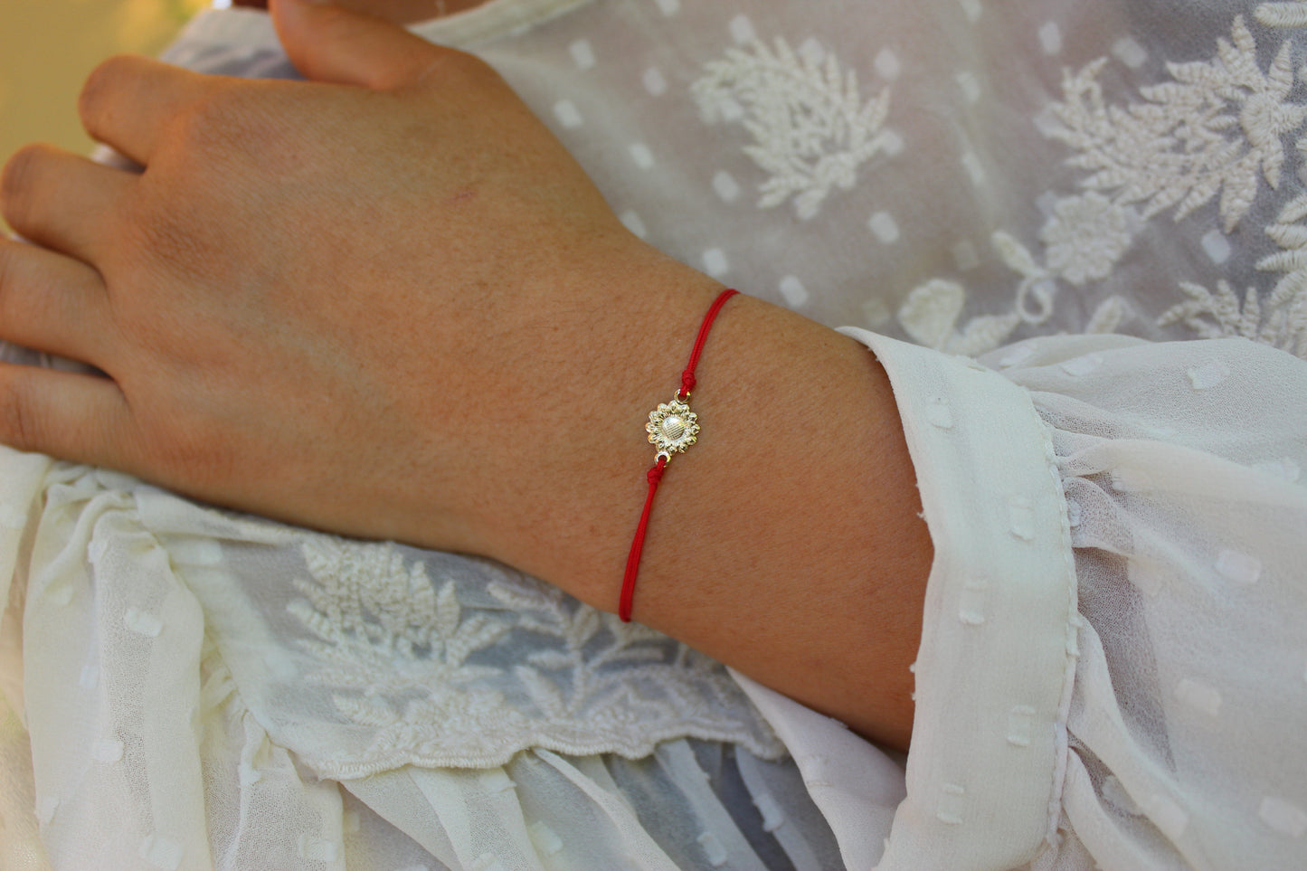 Pulsera BB Girasol Rojo, un símbolo de alegría