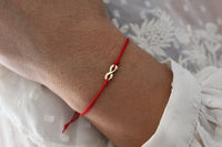 Pulsera BB Infinito Rojo, símbolo que habla de los lazos que no terminan 2