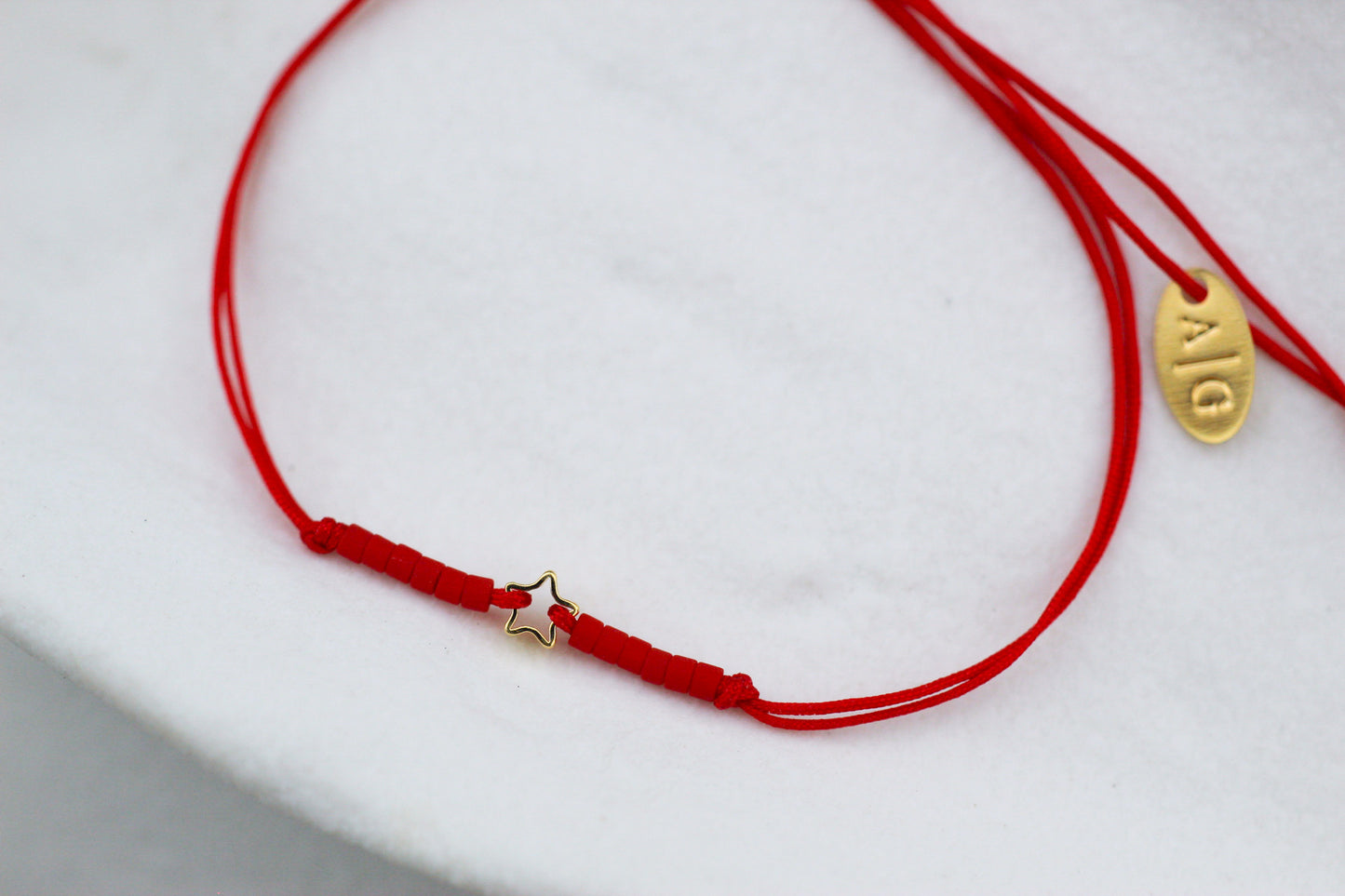 Pulsera BB Miyu Estrella Cali, minimalismo que eleva el look y protege
