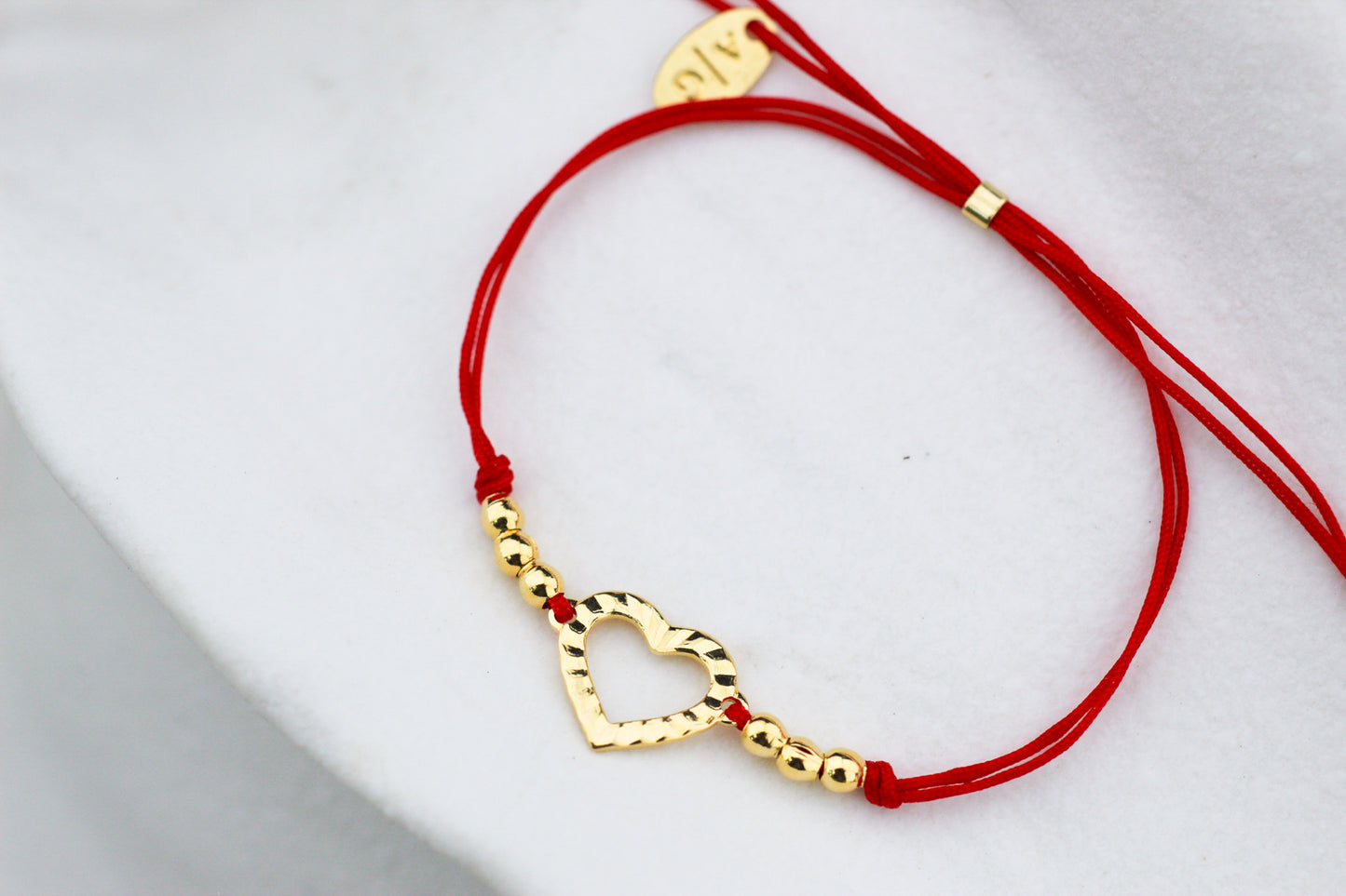 Pulsera Corazón Dubai Rojo, un detalle lleno de cariño