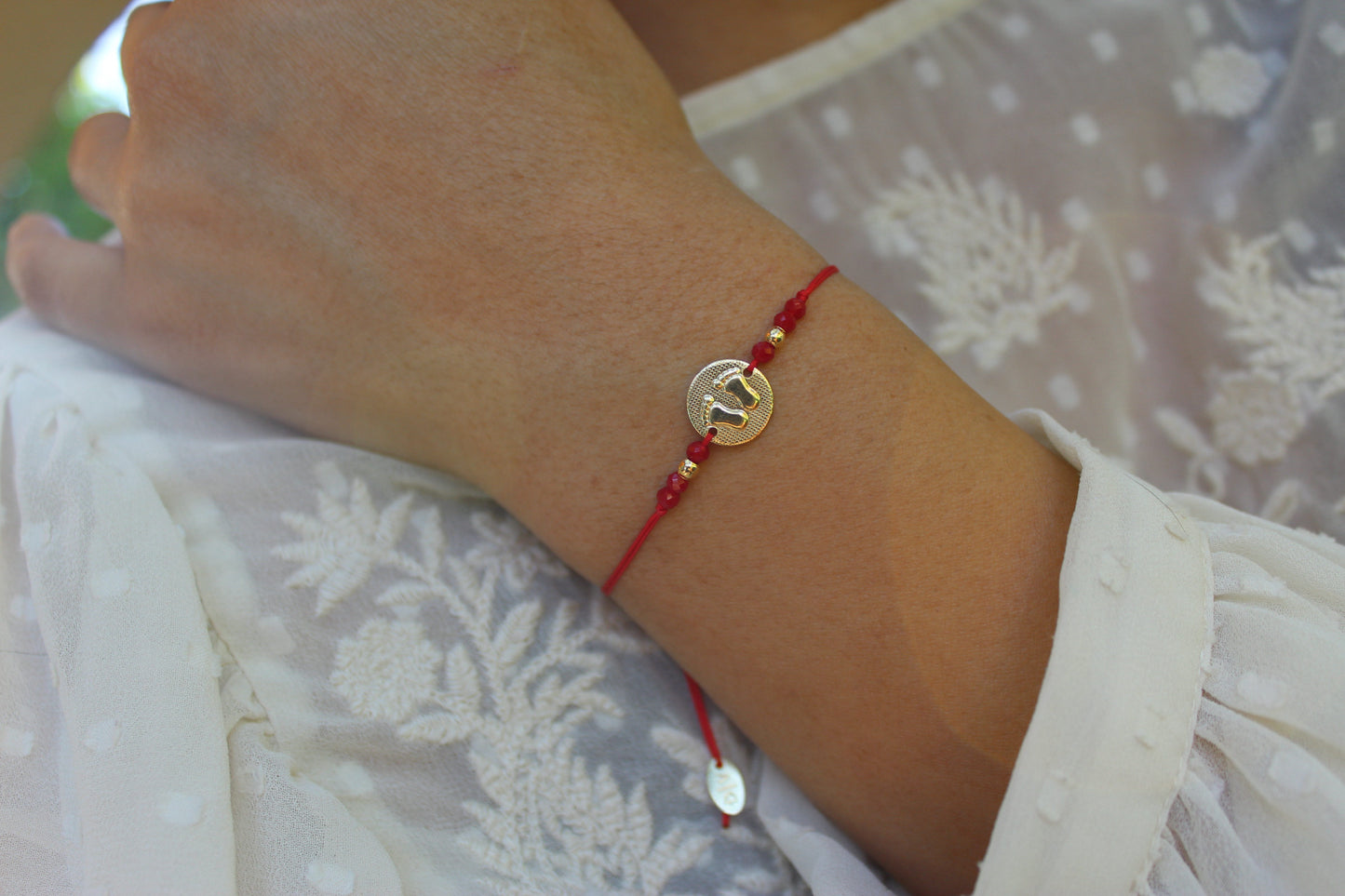 Pulsera Dubai Pies, un símbolo del amor más grande