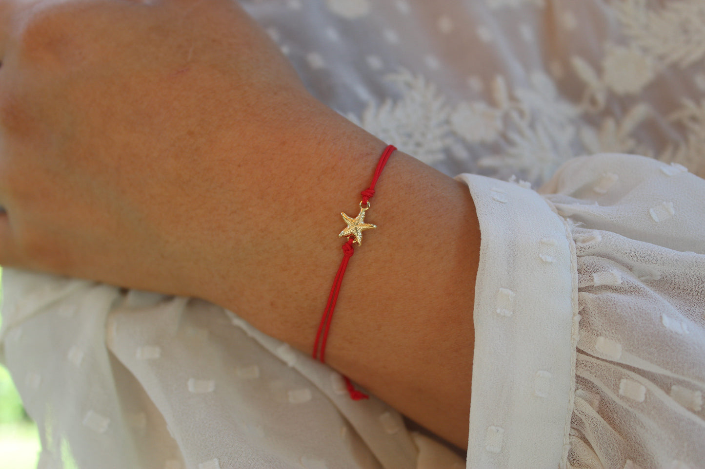 Pulsera Estrella de Mar Rojo, un símbolo del mar que inspira libertad