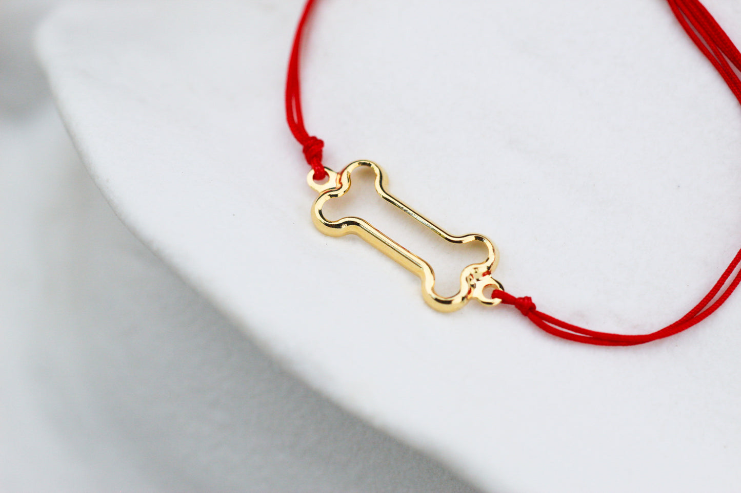 Pulsera Huesito Cali Rojo, un detalle para quienes aman a los perritos