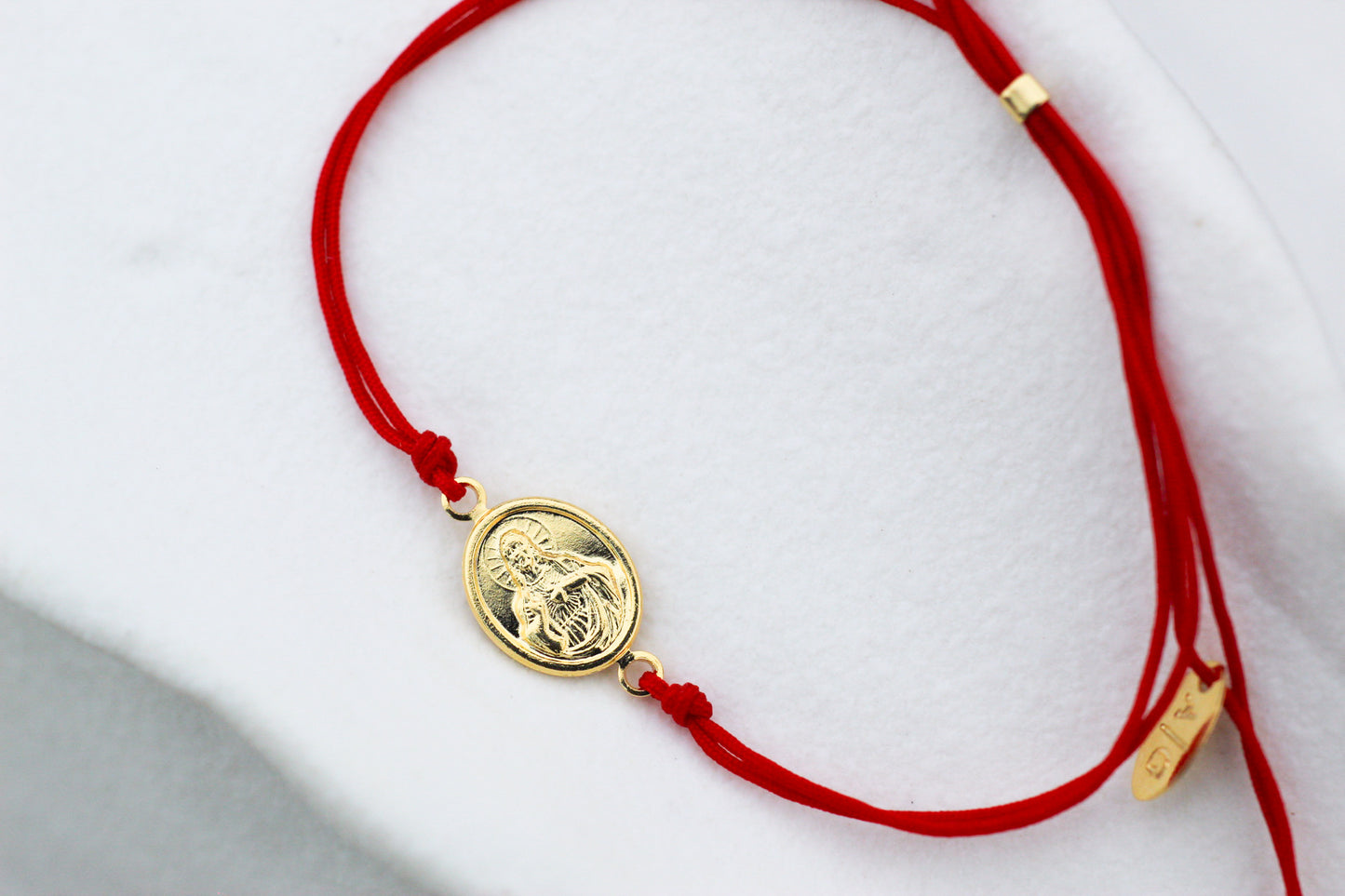 Pulsera Jesús Rojo, fe que se siente cerca todos los días