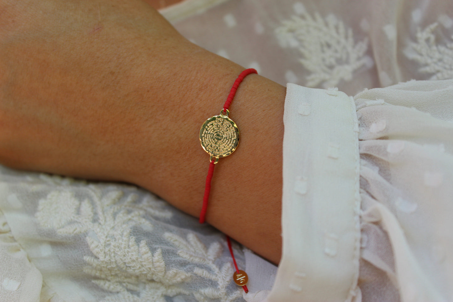 Pulsera Miyu Padre Nuestro, una oración que se siente cerca