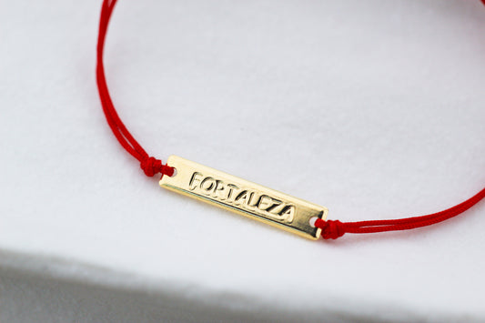 Pulsera Texto Fortaleza, un recordatorio de tu propia fuerza