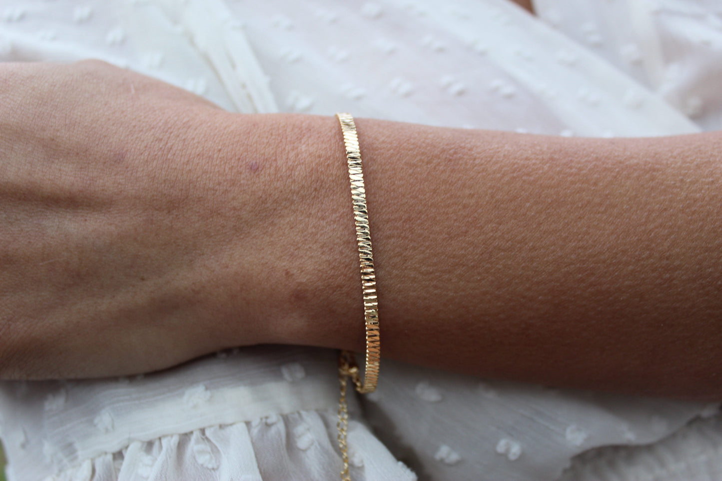 Pulsera Naga Zig Zag, un tejido original y elegante